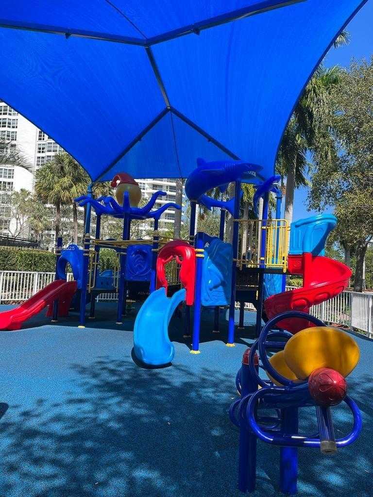 Small Image of 3530 MYSTIC POINTE DR #PH-07, Aventura Number 30