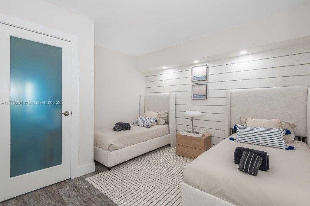 Small Image of 2301 COLLINS AVE #926, Miami Beach Number 29