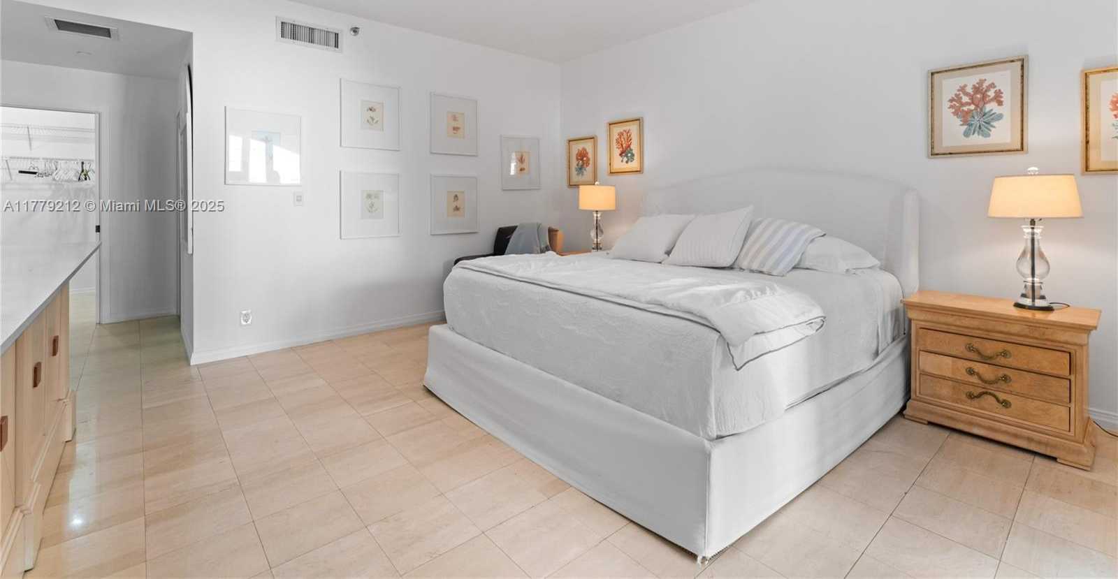 Small Image of 19112 FISHER ISLAND DR #19112, Miami Beach Number 10
