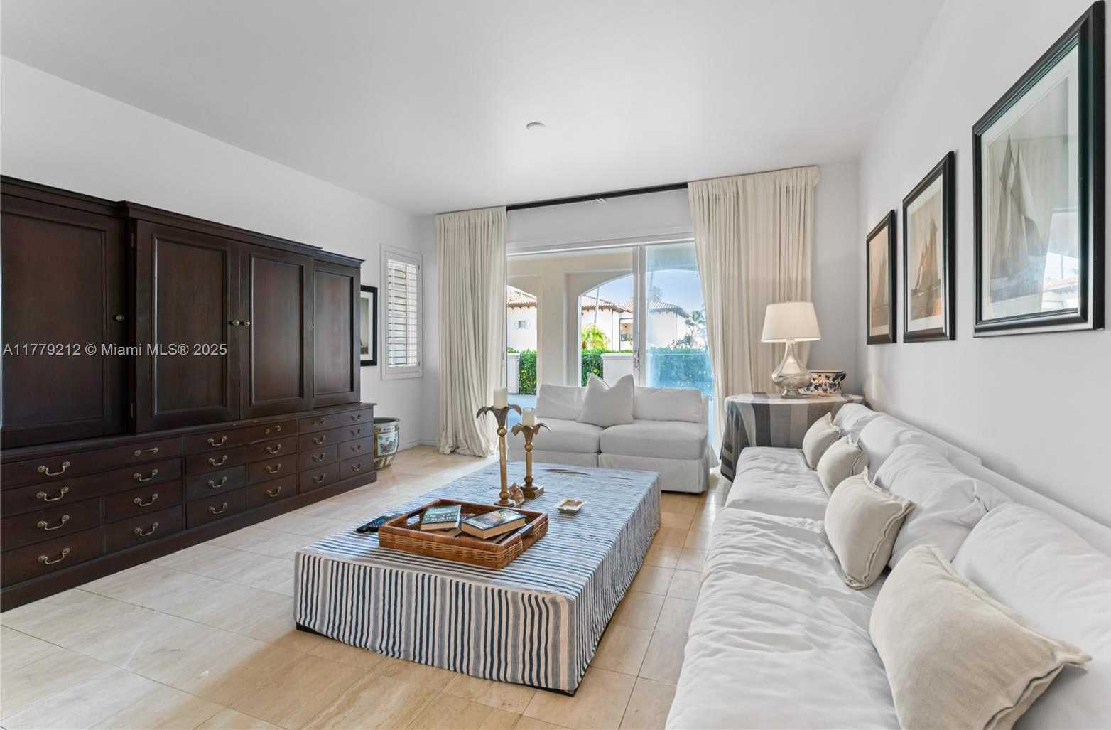 Small Image of 19112 FISHER ISLAND DR #19112, Miami Beach Number 26