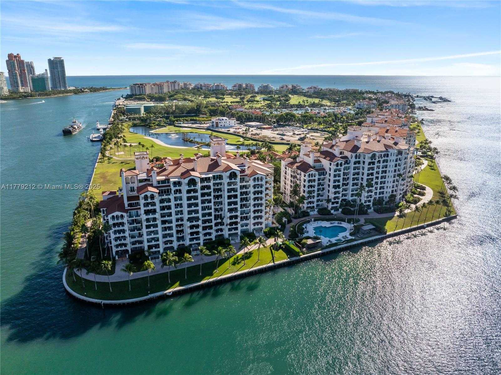 Small Image of 19112 FISHER ISLAND DR #19112, Miami Beach Number 37