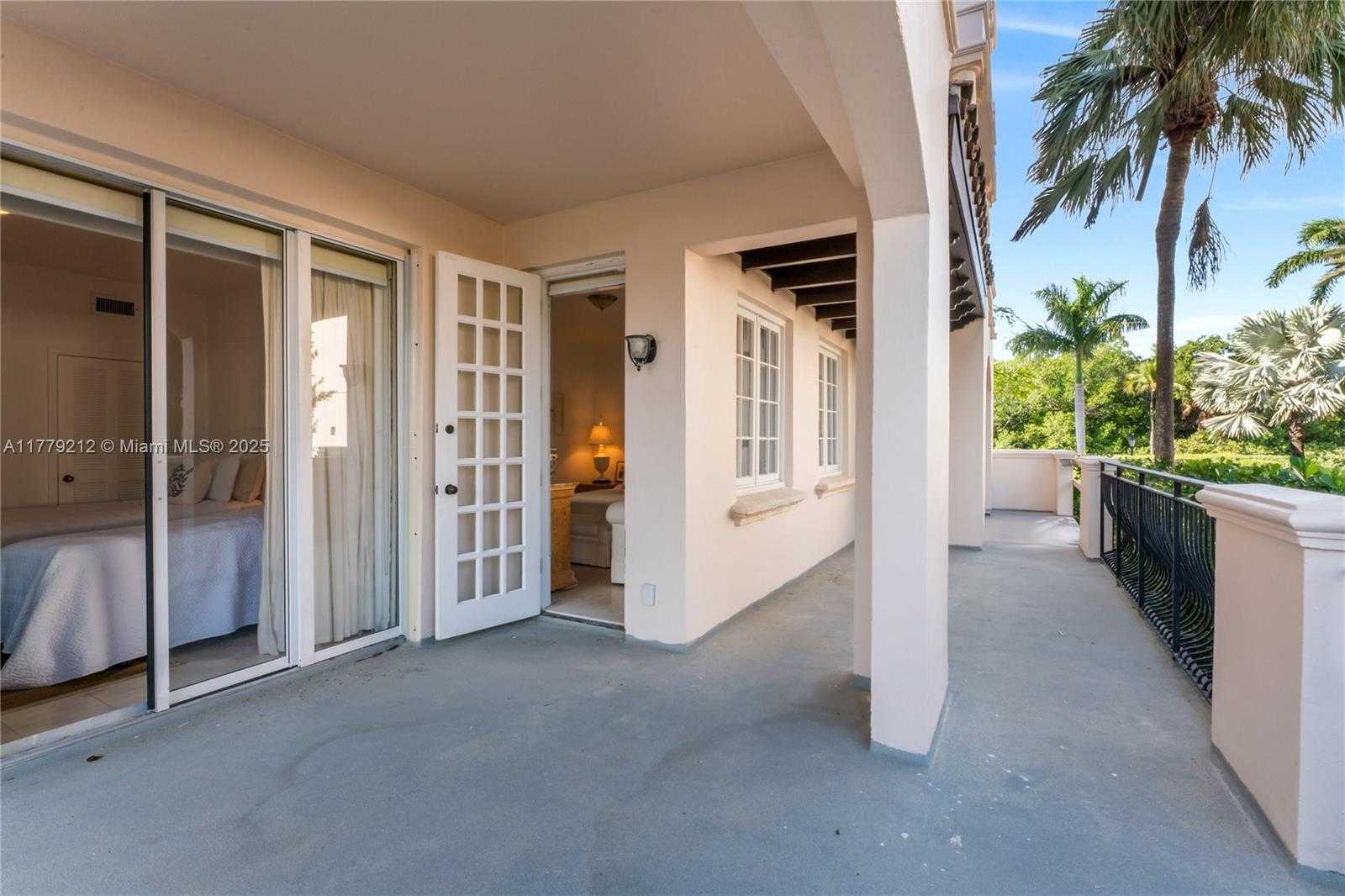 Small Image of 19112 FISHER ISLAND DR #19112, Miami Beach Number 7