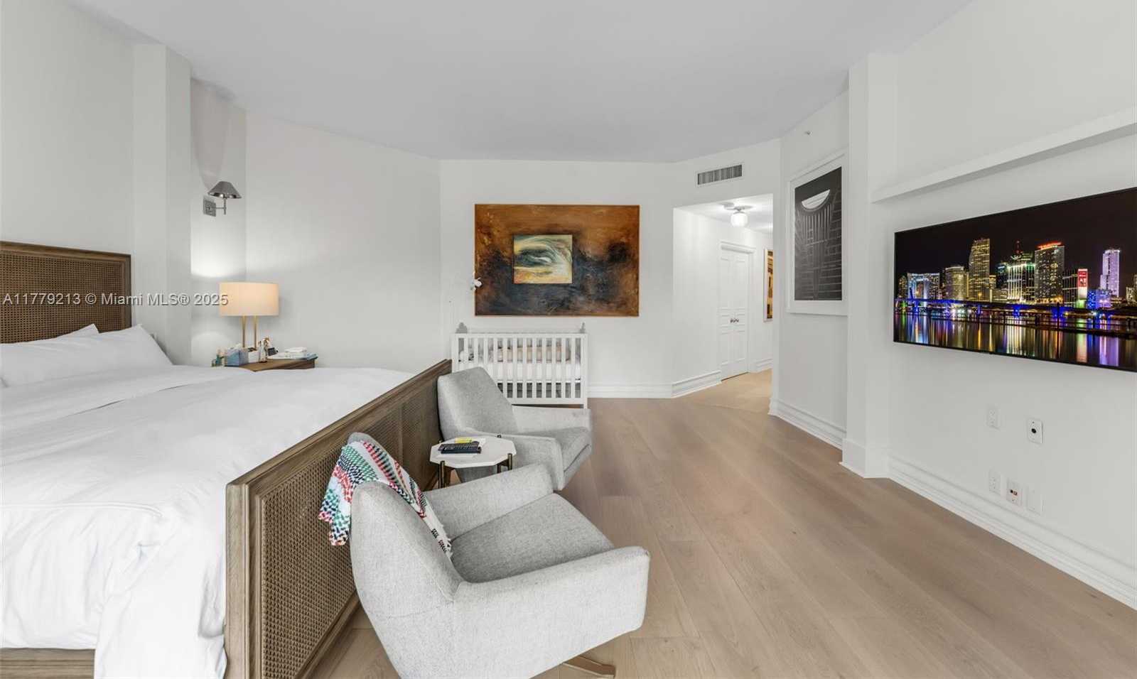 Small Image of 10 EDGEWATER DR #3E, Coral Gables Number 17