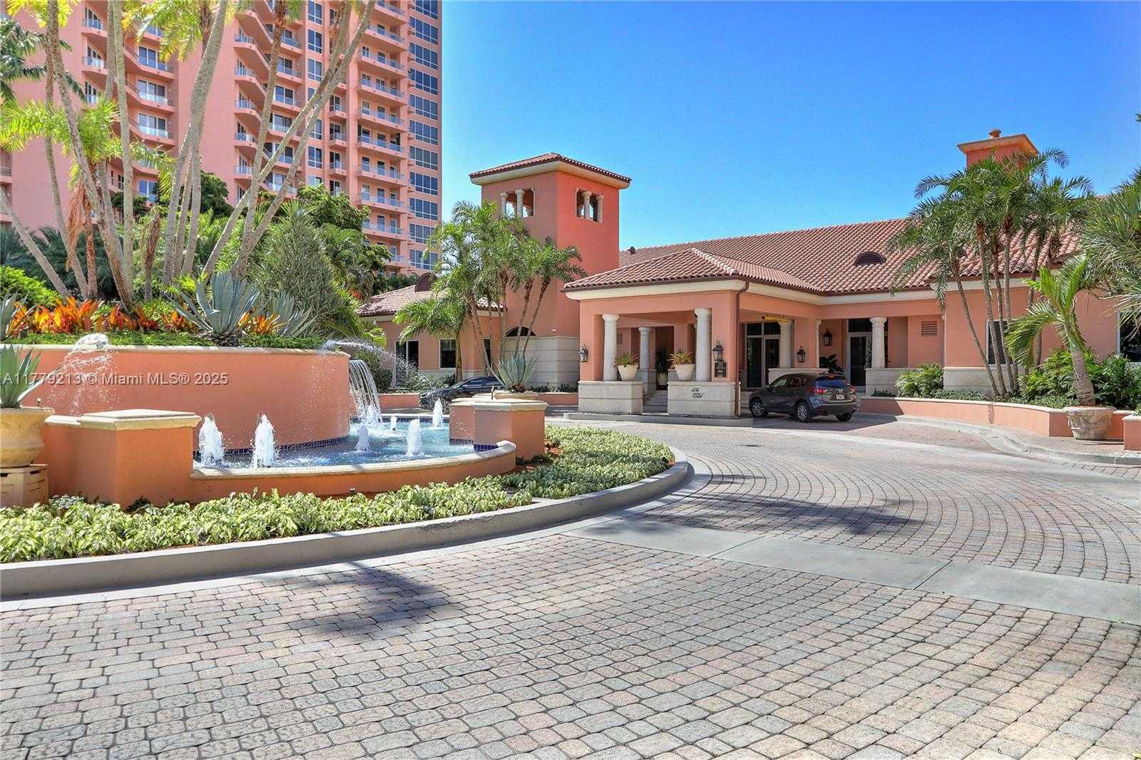 Small Image of 10 EDGEWATER DR #3E, Coral Gables Number 36