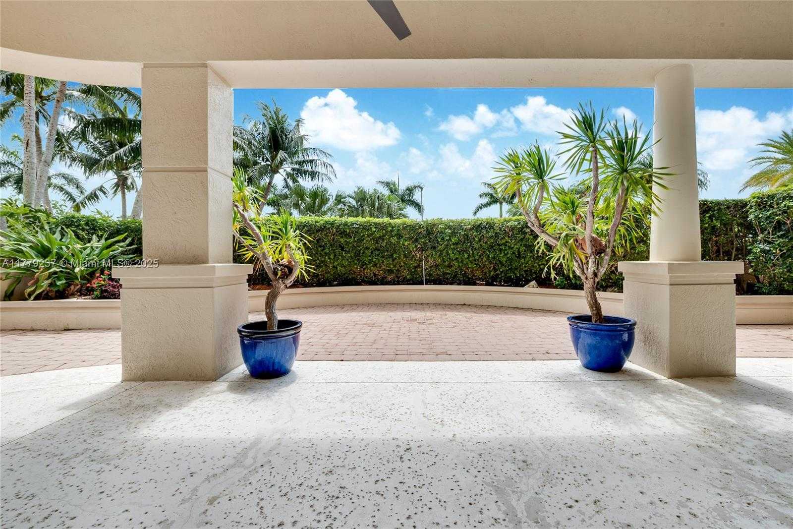 Small Image of 13611 DEERING BAY DR #101, Coral Gables Number 12