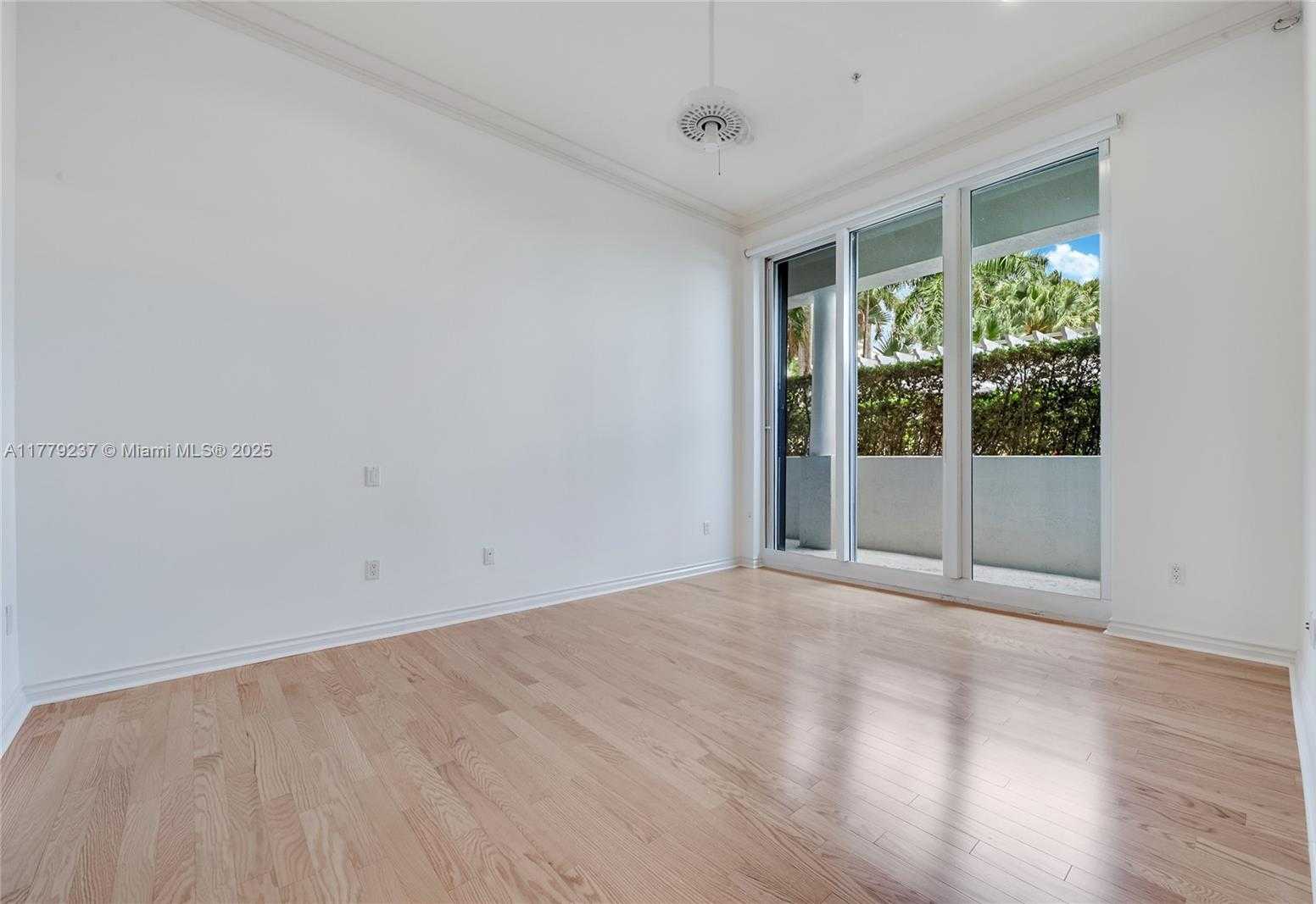 Small Image of 13611 DEERING BAY DR #101, Coral Gables Number 7