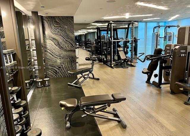 Small Image of 1451 BRICKELL AVE #2004, Miami Number 17