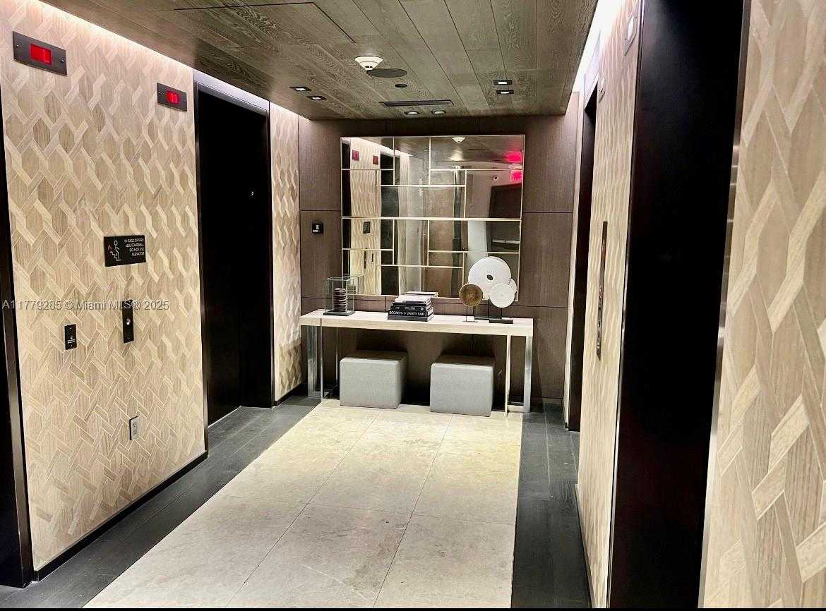 Small Image of 1451 BRICKELL AVE #2004, Miami Number 7