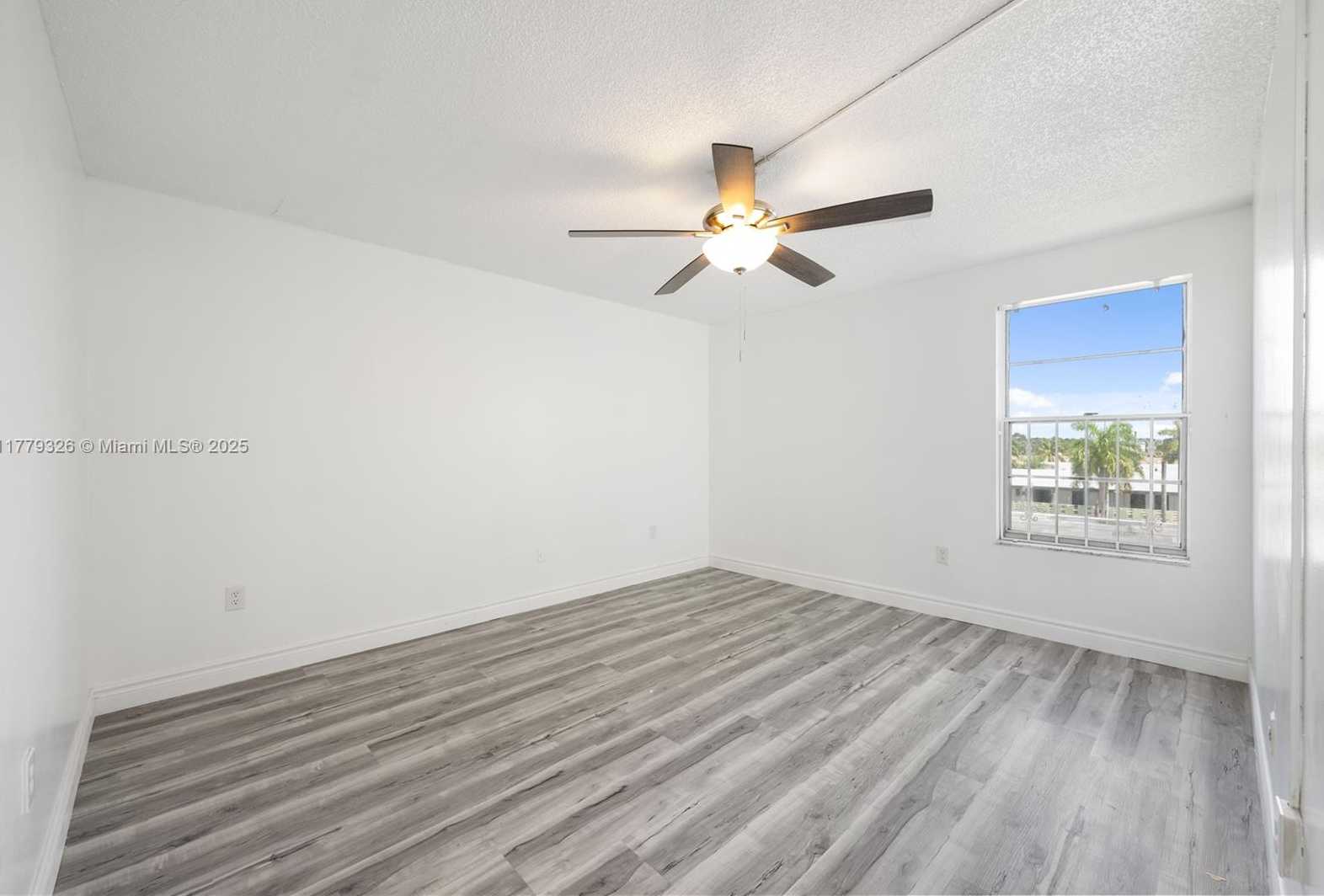Small Image of 16750 NORTH EAST 10TH AVE #330, North Miami Beach Number 8