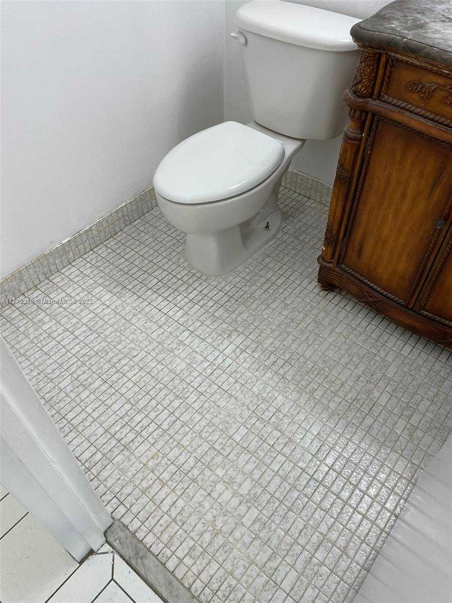 Imagen de Pequeño Objeto
