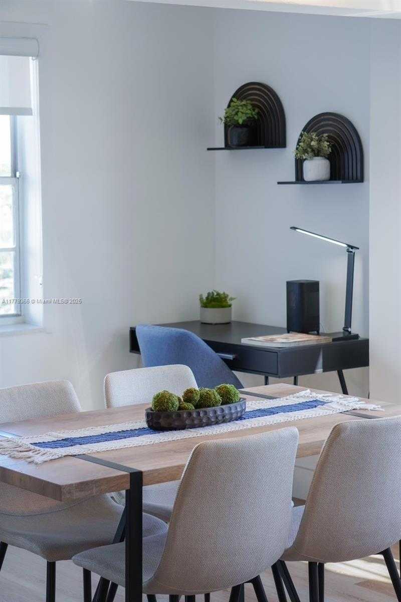 Small Image of 7904 WEST DR #501, North Bay Village Number 16