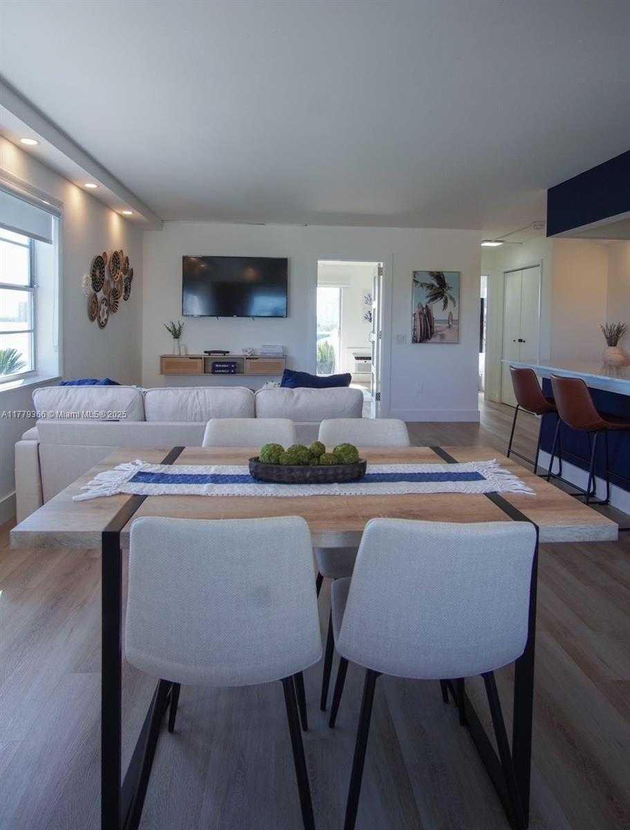 Small Image of 7904 WEST DR #501, North Bay Village Number 27