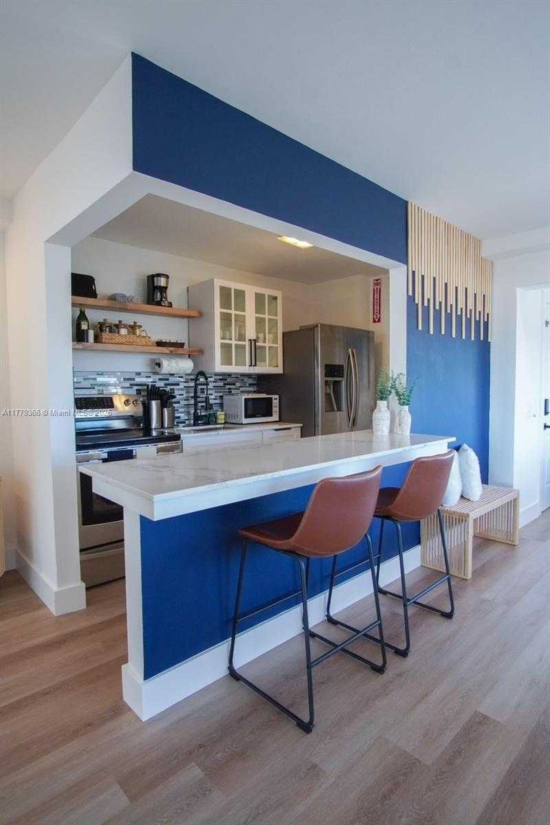 Small Image of 7904 WEST DR #501, North Bay Village Number 34