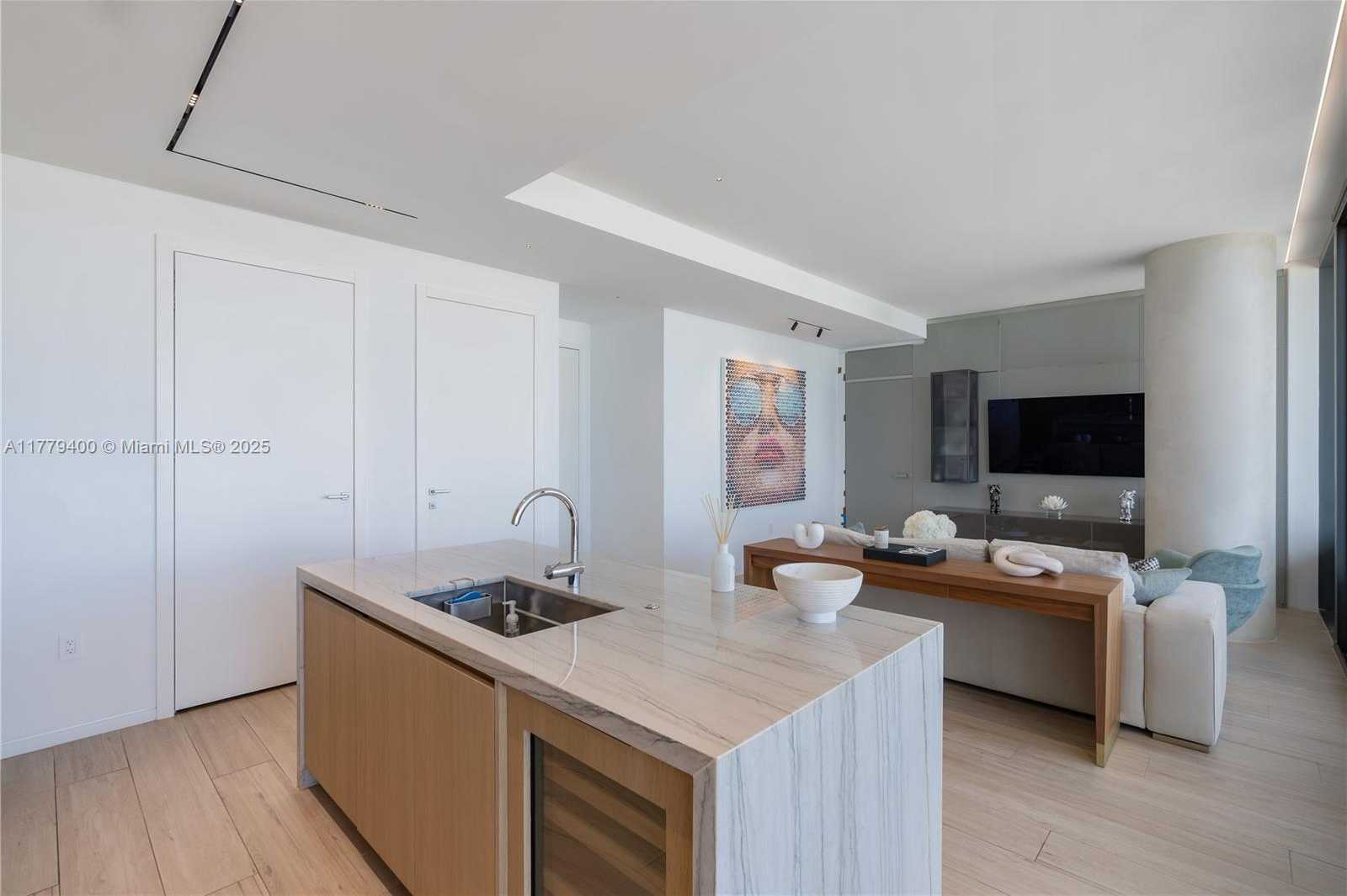 Small Image of 8701 COLLINS AVE #1103, Miami Beach Number 13