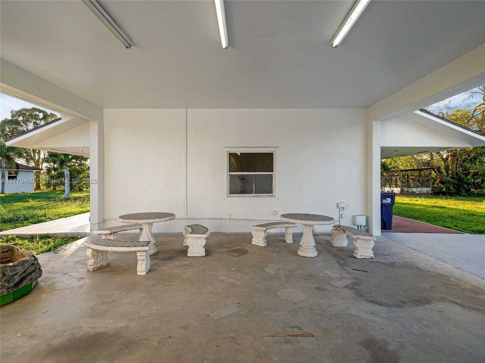Small Image of 20000 SOUTH WEST 216TH ST, Miami Number 8