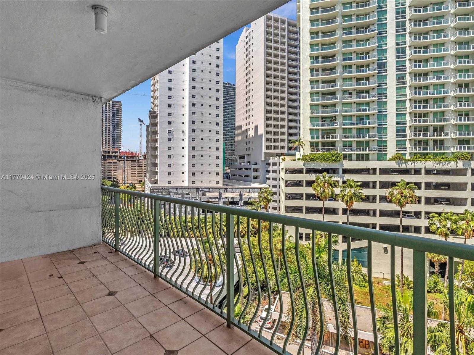 Small Image of 1408 BRICKELL BAY DR #816, Miami Number 24