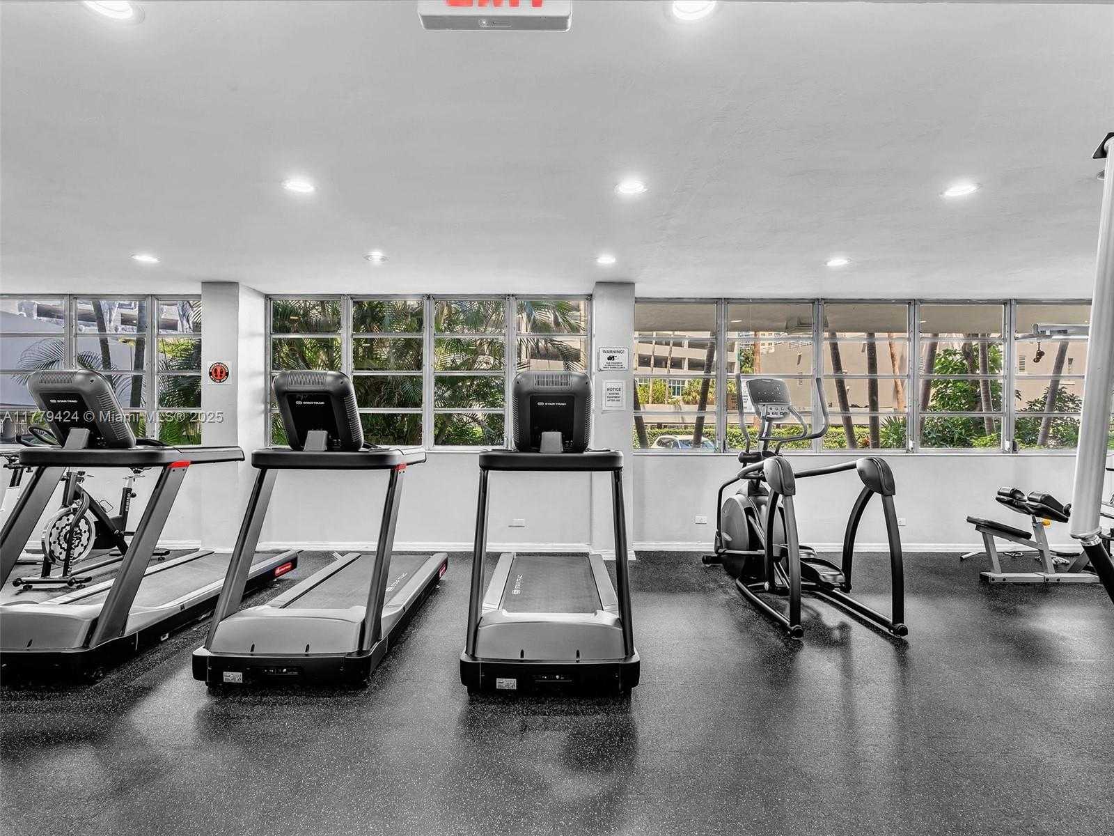 Small Image of 1408 BRICKELL BAY DR #816, Miami Number 35