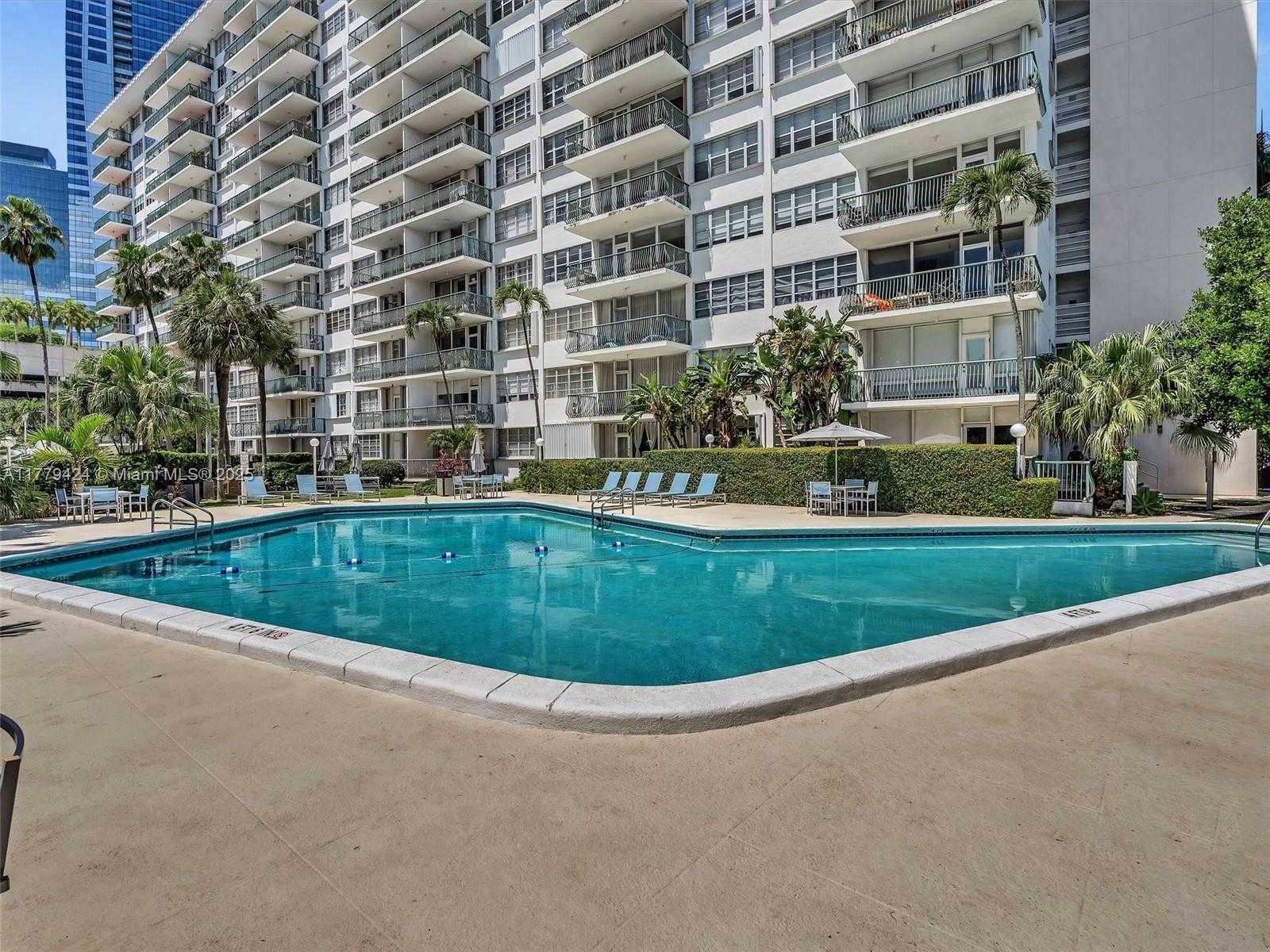 Small Image of 1408 BRICKELL BAY DR #816, Miami Number 39