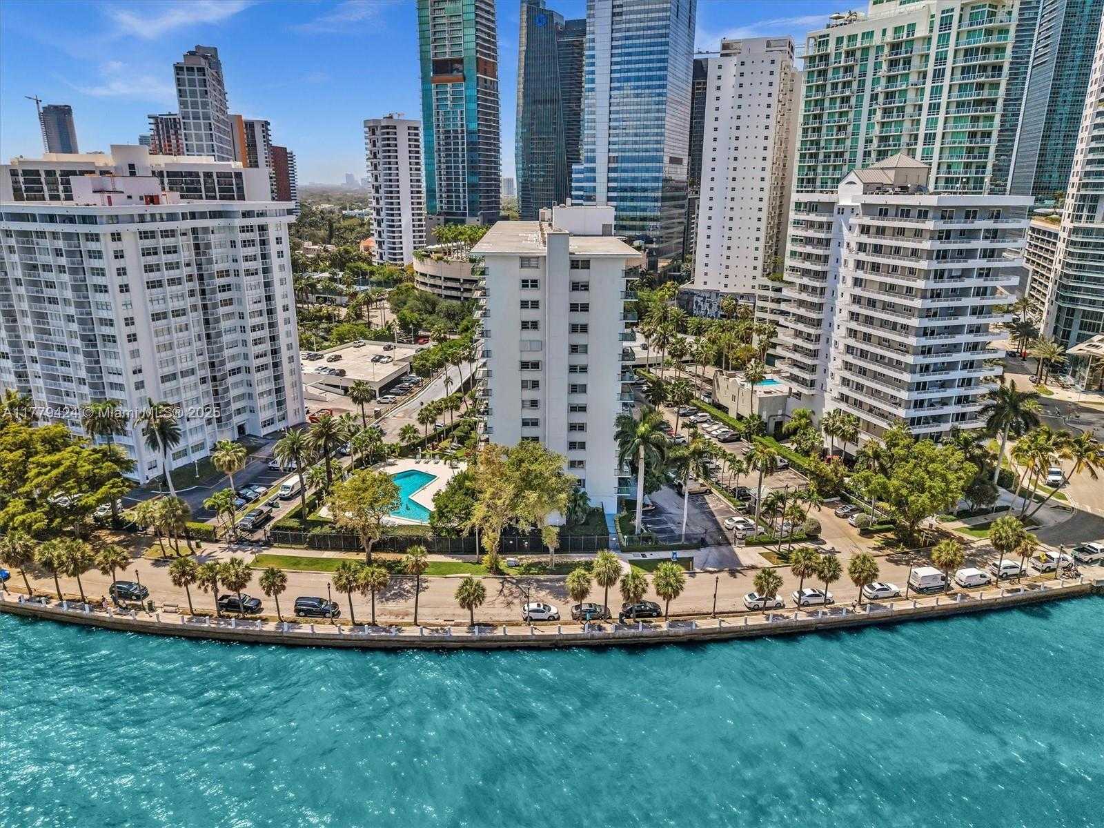 Small Image of 1408 BRICKELL BAY DR #816, Miami Number 48