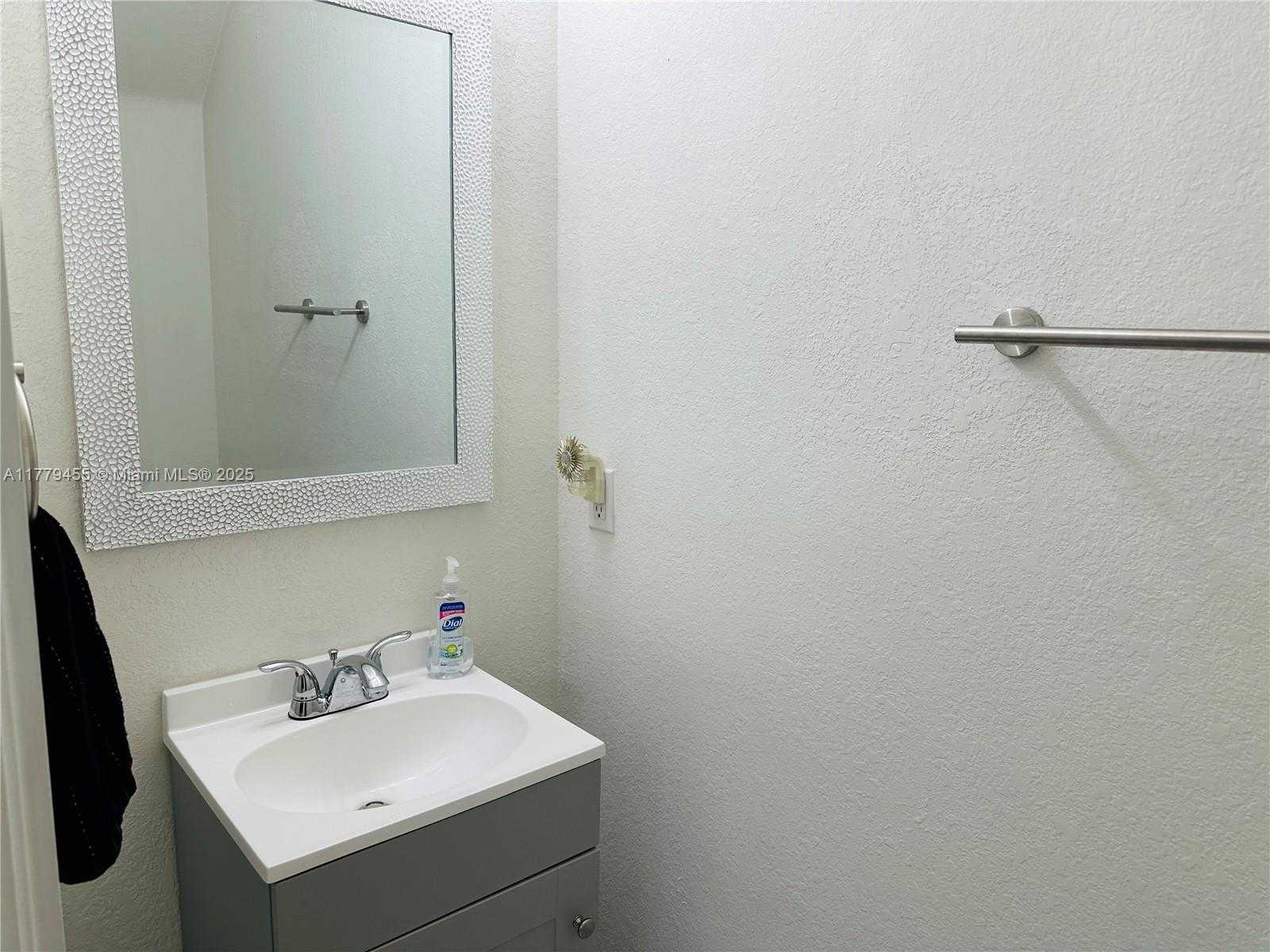 Small Image of 5580 NORTH WEST 107TH AVE #1207, Doral Number 10