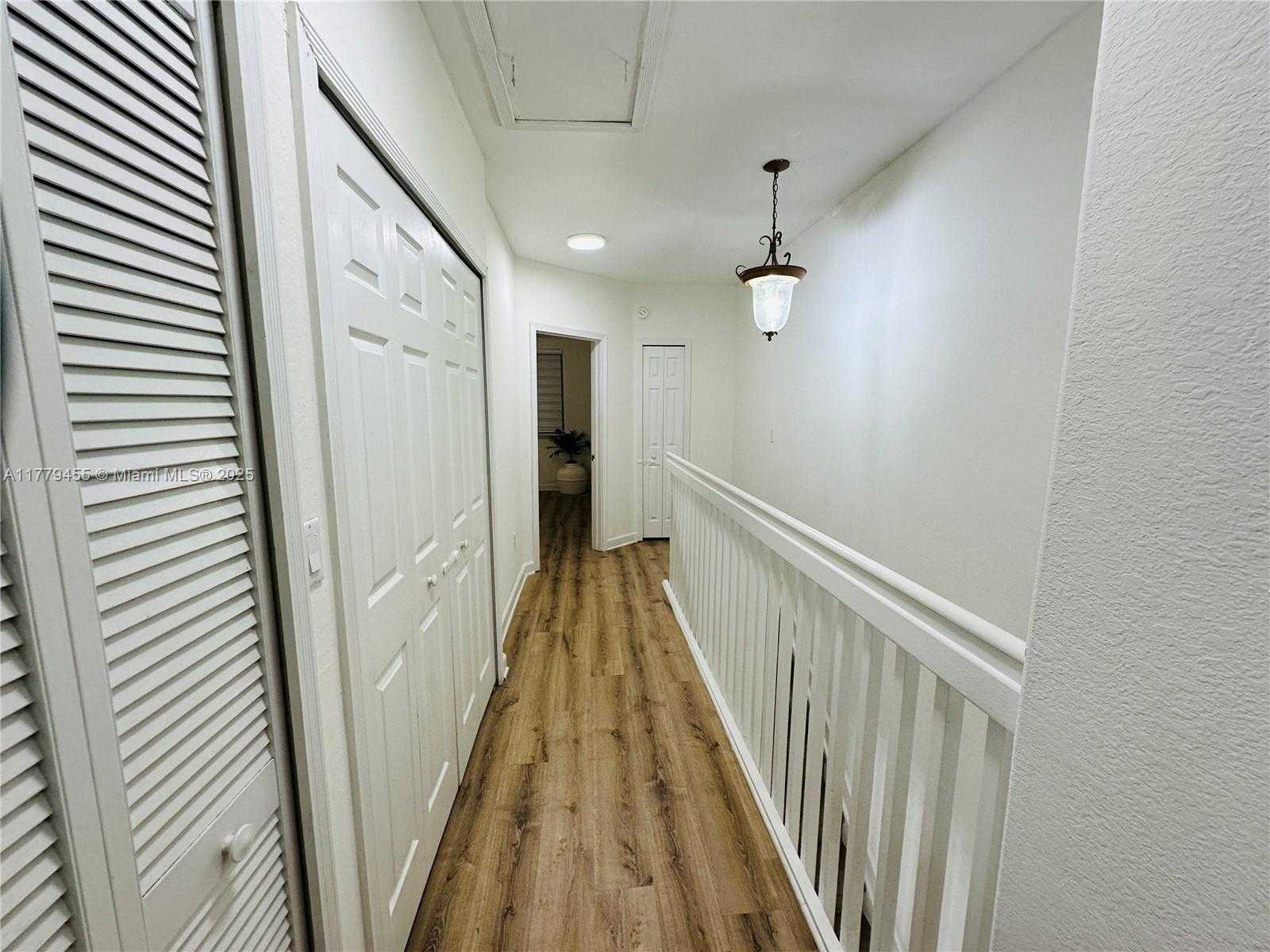 Small Image of 5580 NORTH WEST 107TH AVE #1207, Doral Number 12
