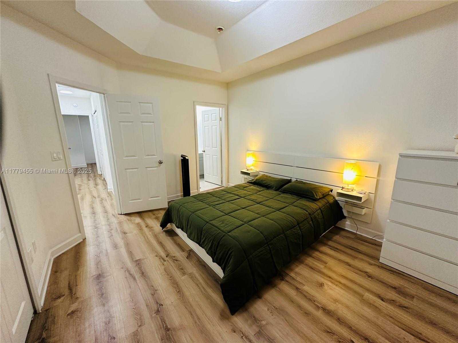 Small Image of 5580 NORTH WEST 107TH AVE #1207, Doral Number 14