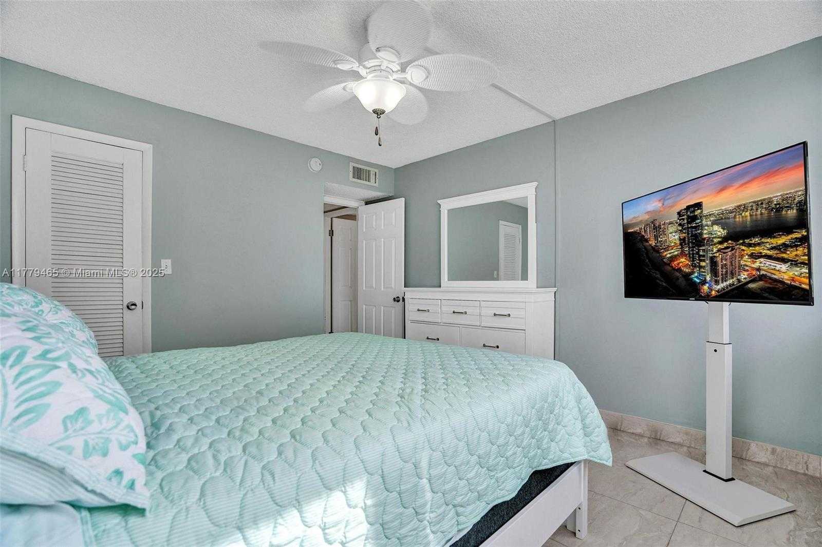 Small Image of 1400 SOUTH OCEAN DR #708, Hollywood Number 20