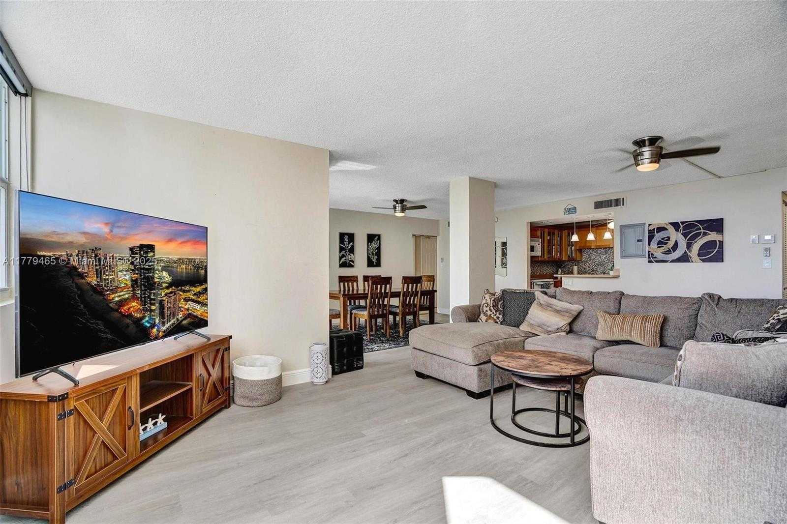 Small Image of 1400 SOUTH OCEAN DR #708, Hollywood Number 3