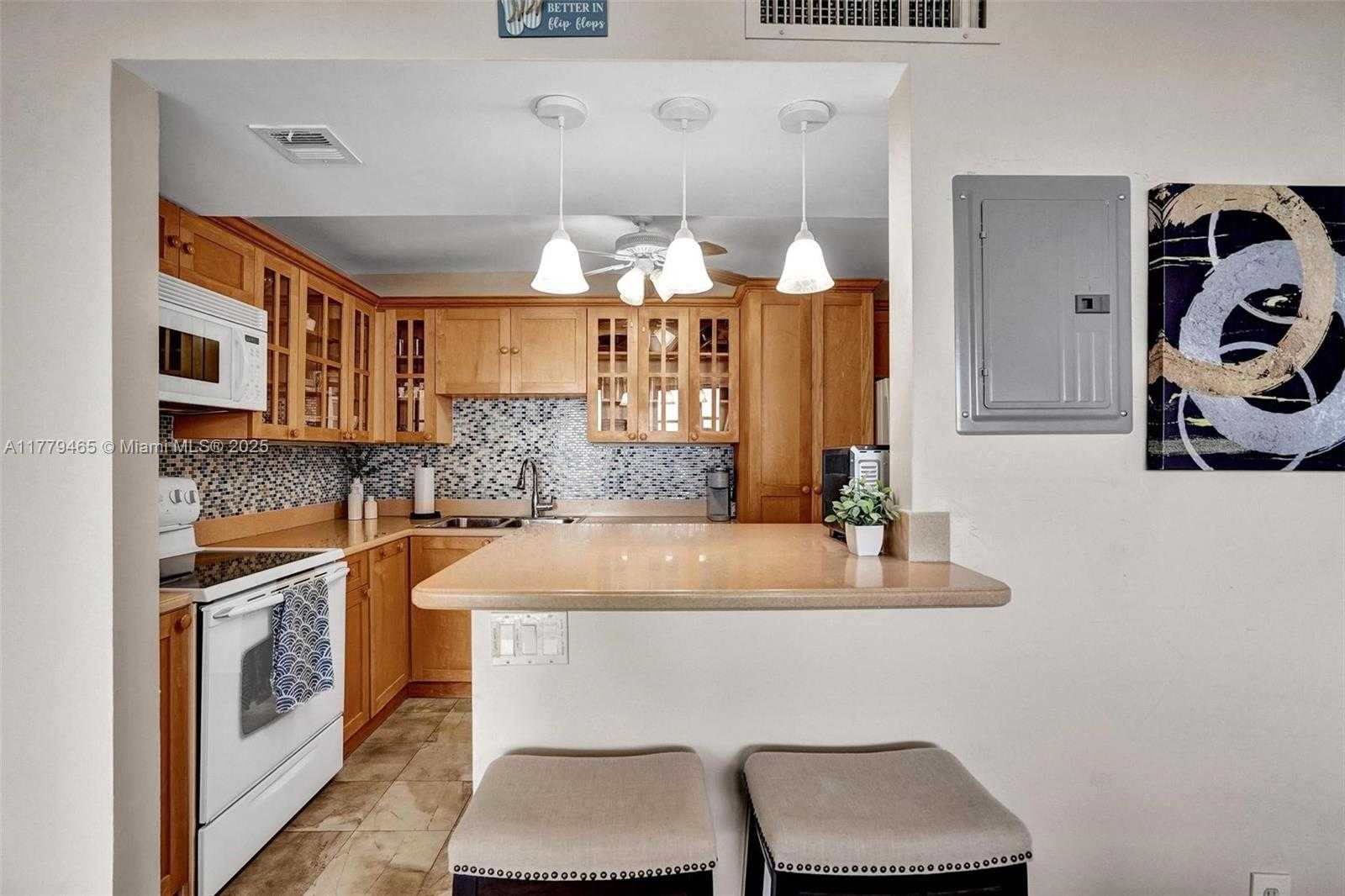 Small Image of 1400 SOUTH OCEAN DR #708, Hollywood Number 8