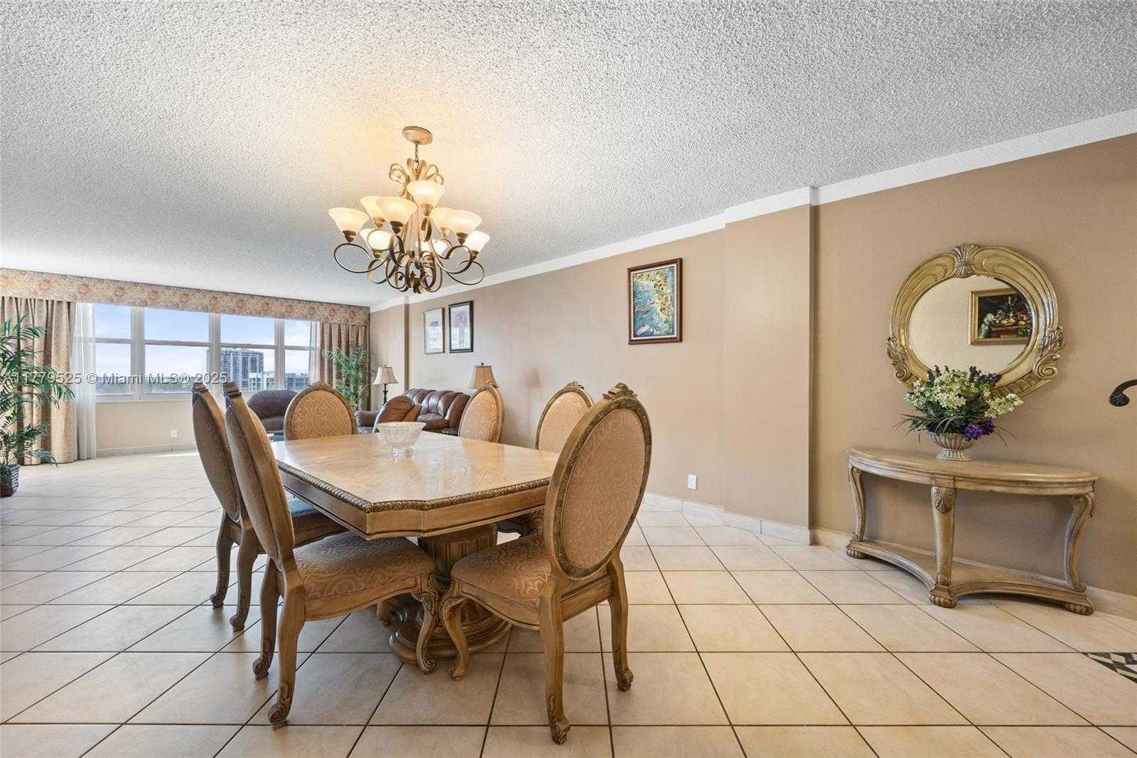 Small Image of 3725 SOUTH OCEAN DR #1124, Hollywood Number 14