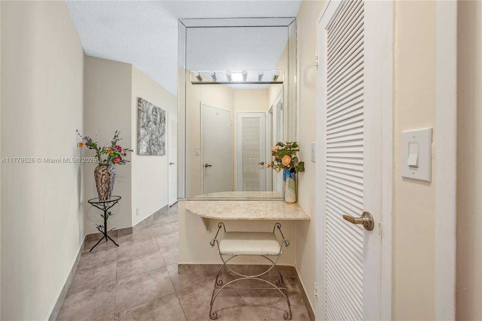 Small Image of 3725 SOUTH OCEAN DR #1015, Hollywood Number 14