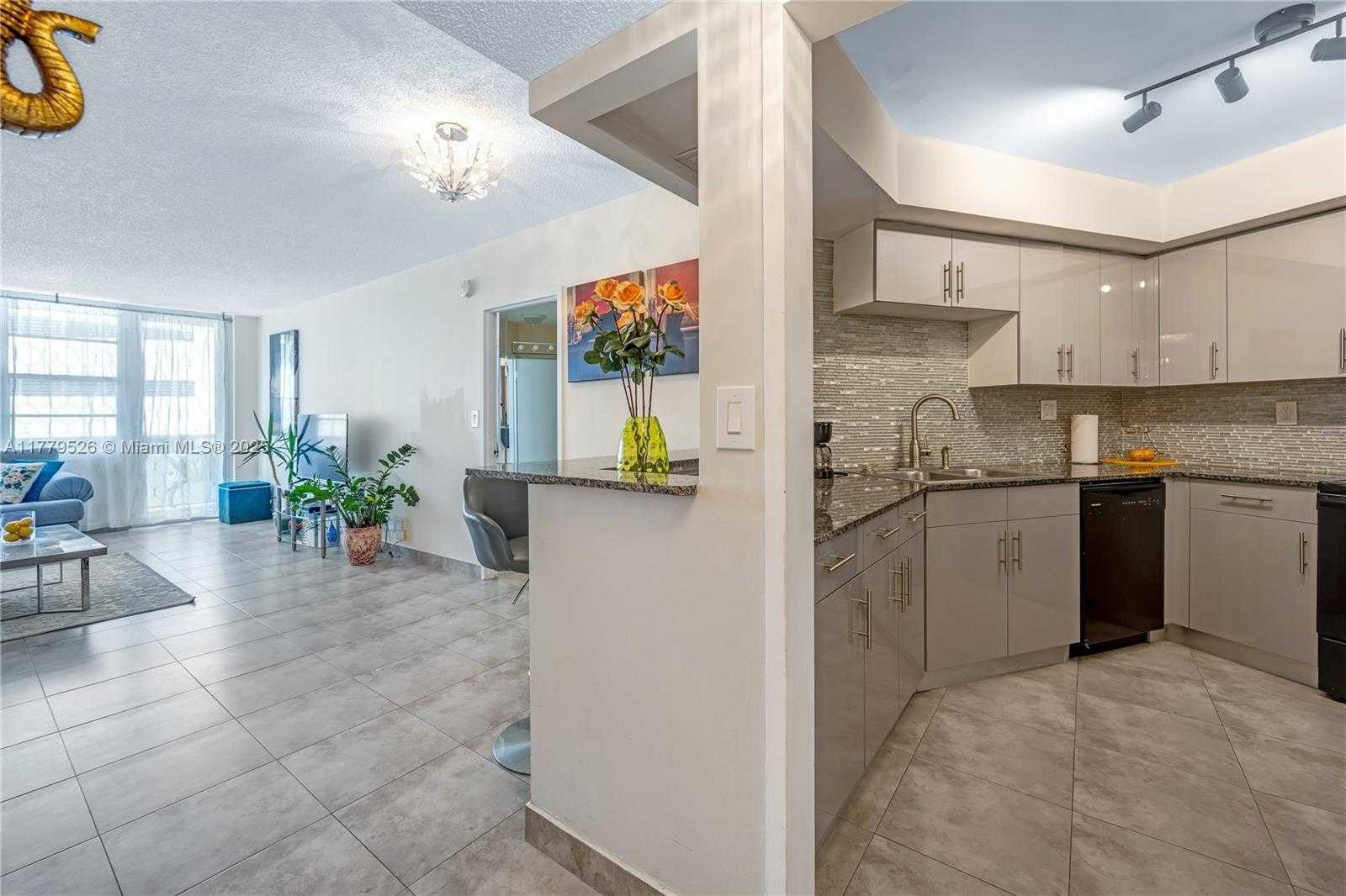 Small Image of 3725 SOUTH OCEAN DR #1015, Hollywood Number 8