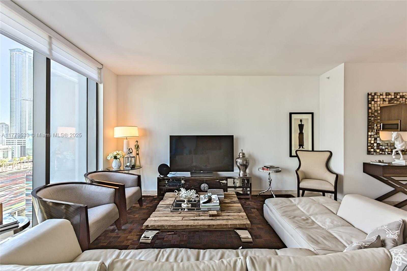 Small Image of 88 SOUTH WEST 7 #1507, Miami Number 12