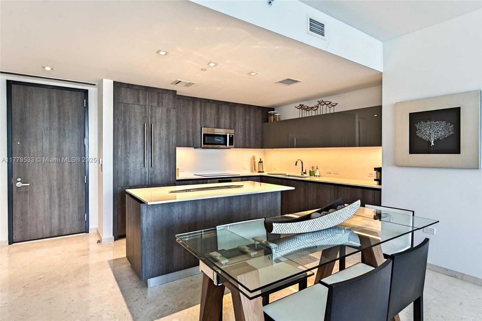 Small Image of 88 SOUTH WEST 7 #1507, Miami Number 15