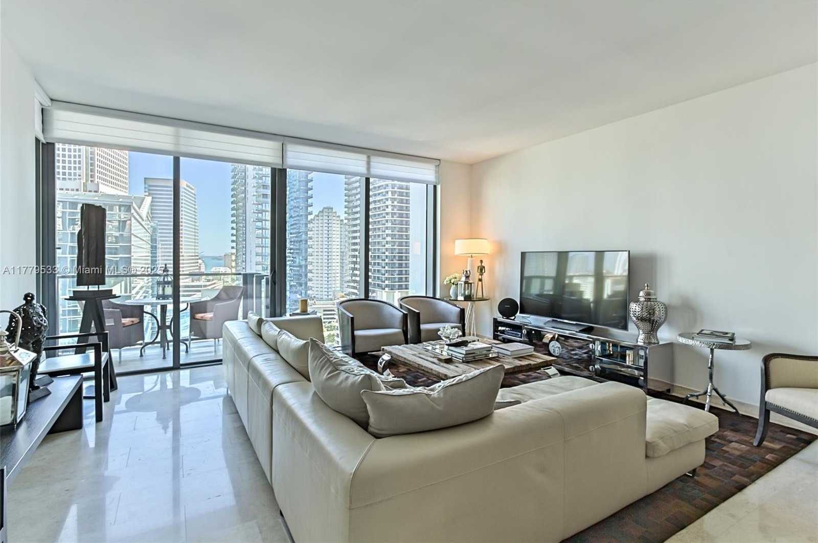 Small Image of 88 SOUTH WEST 7 #1507, Miami Number 26