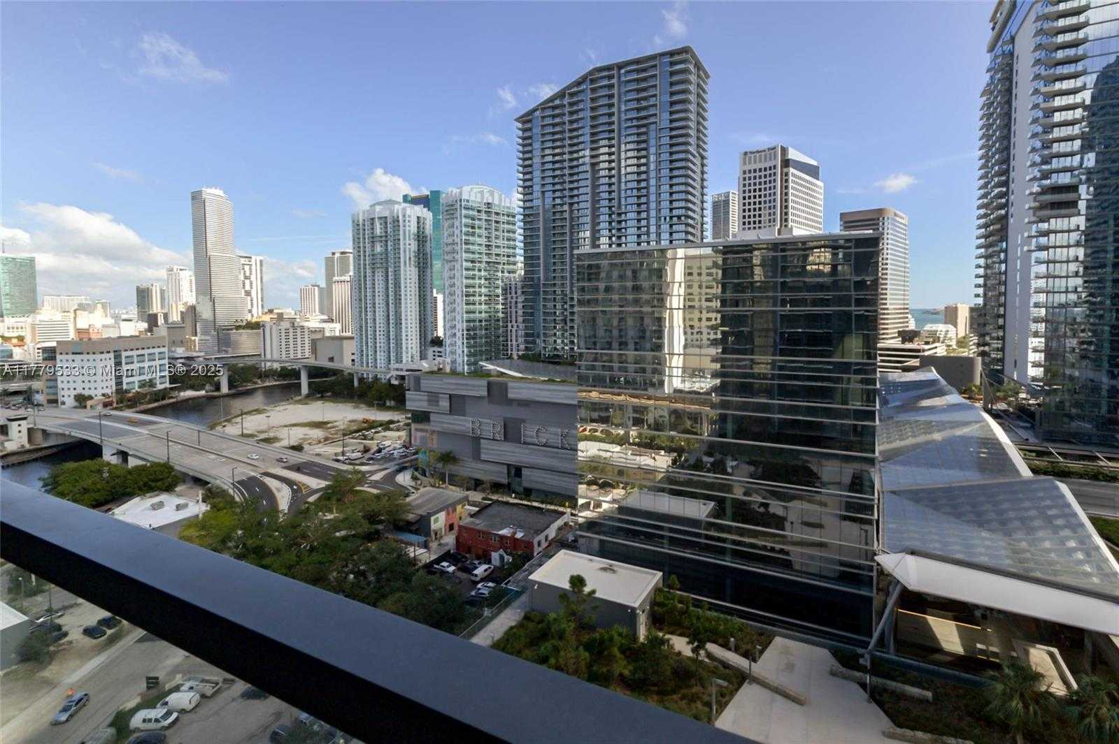 Small Image of 88 SOUTH WEST 7 #1507, Miami Number 39