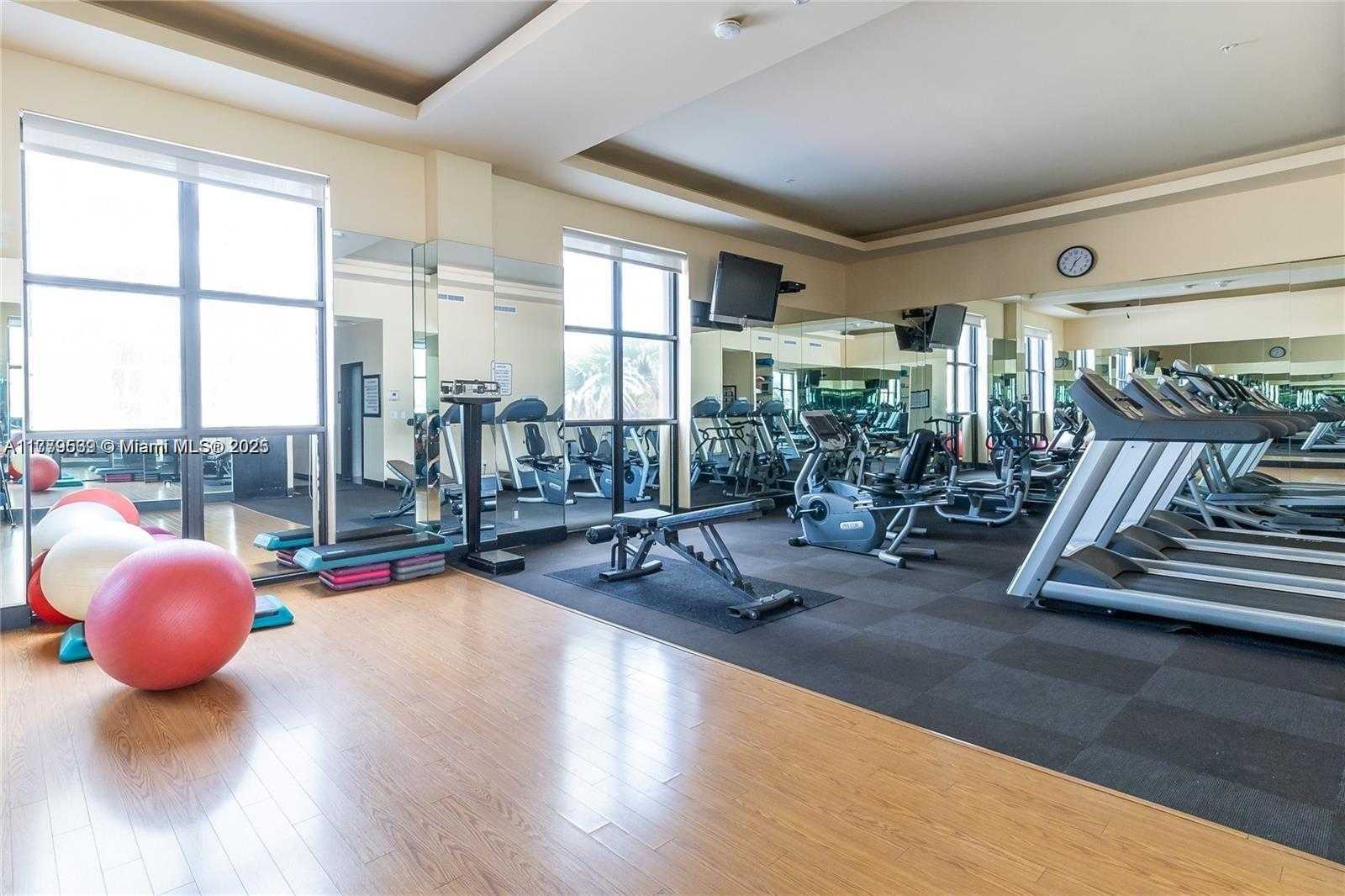 Small Image of 8877 COLLINS AVE #305, Surfside Number 14