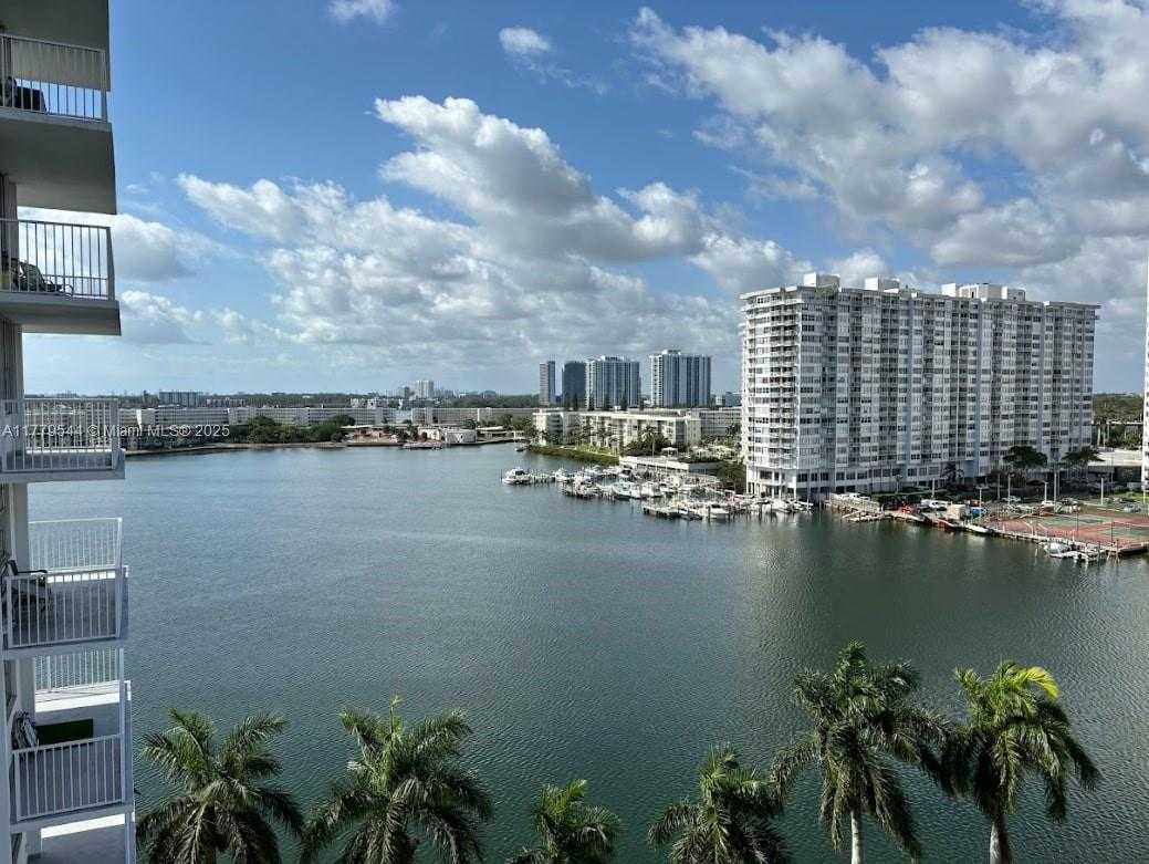 Small Image of 2801 NORTH EAST 183RD ST #1015W, Aventura Number 2