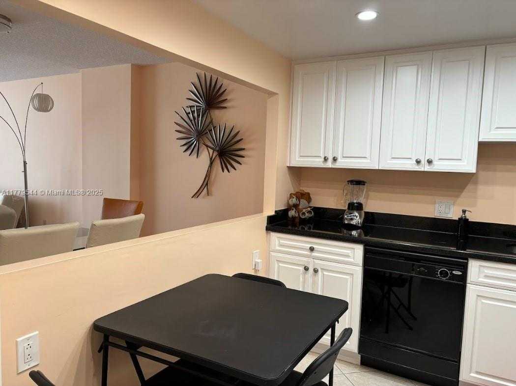 Small Image of 2801 NORTH EAST 183RD ST #1015W, Aventura Number 27