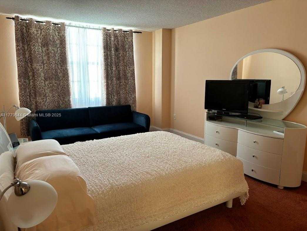 Small Image of 2801 NORTH EAST 183RD ST #1015W, Aventura Number 31