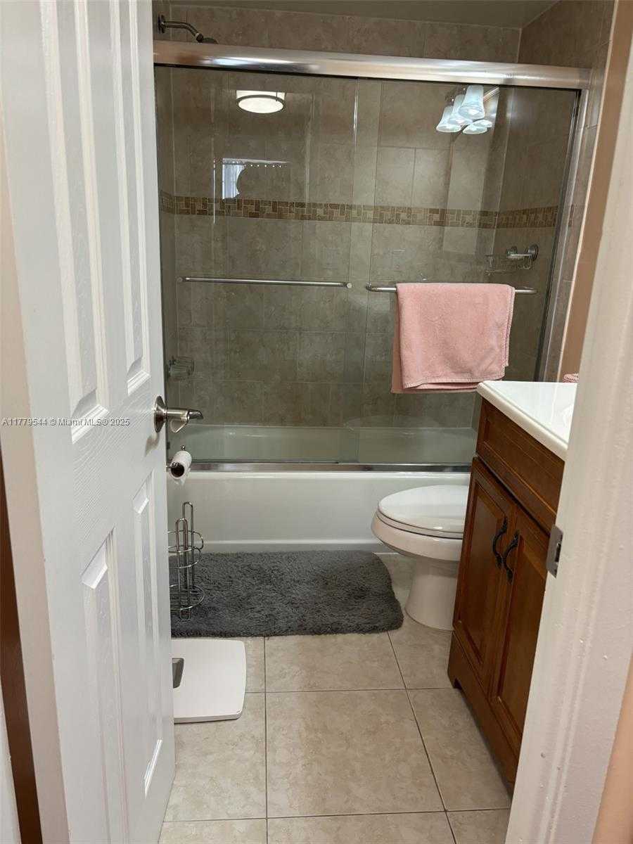 Small Image of 2801 NORTH EAST 183RD ST #1015W, Aventura Number 35