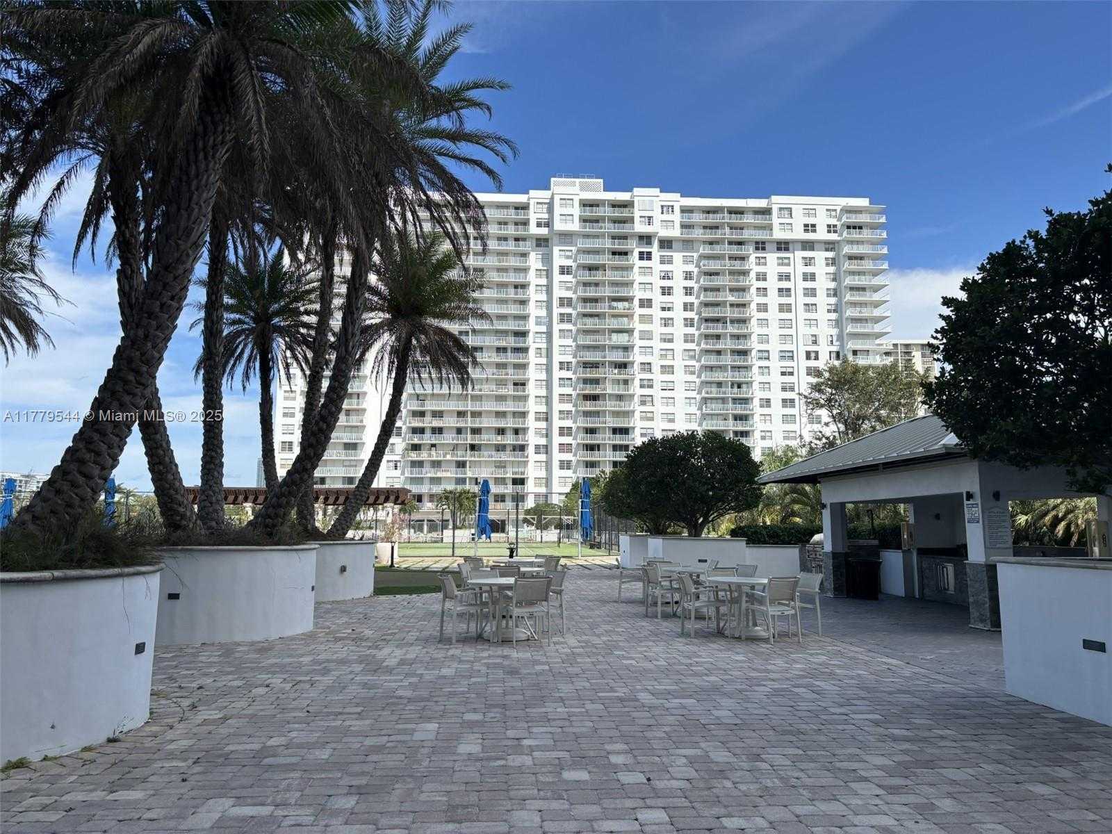 Small Image of 2801 NORTH EAST 183RD ST #1015W, Aventura Number 67