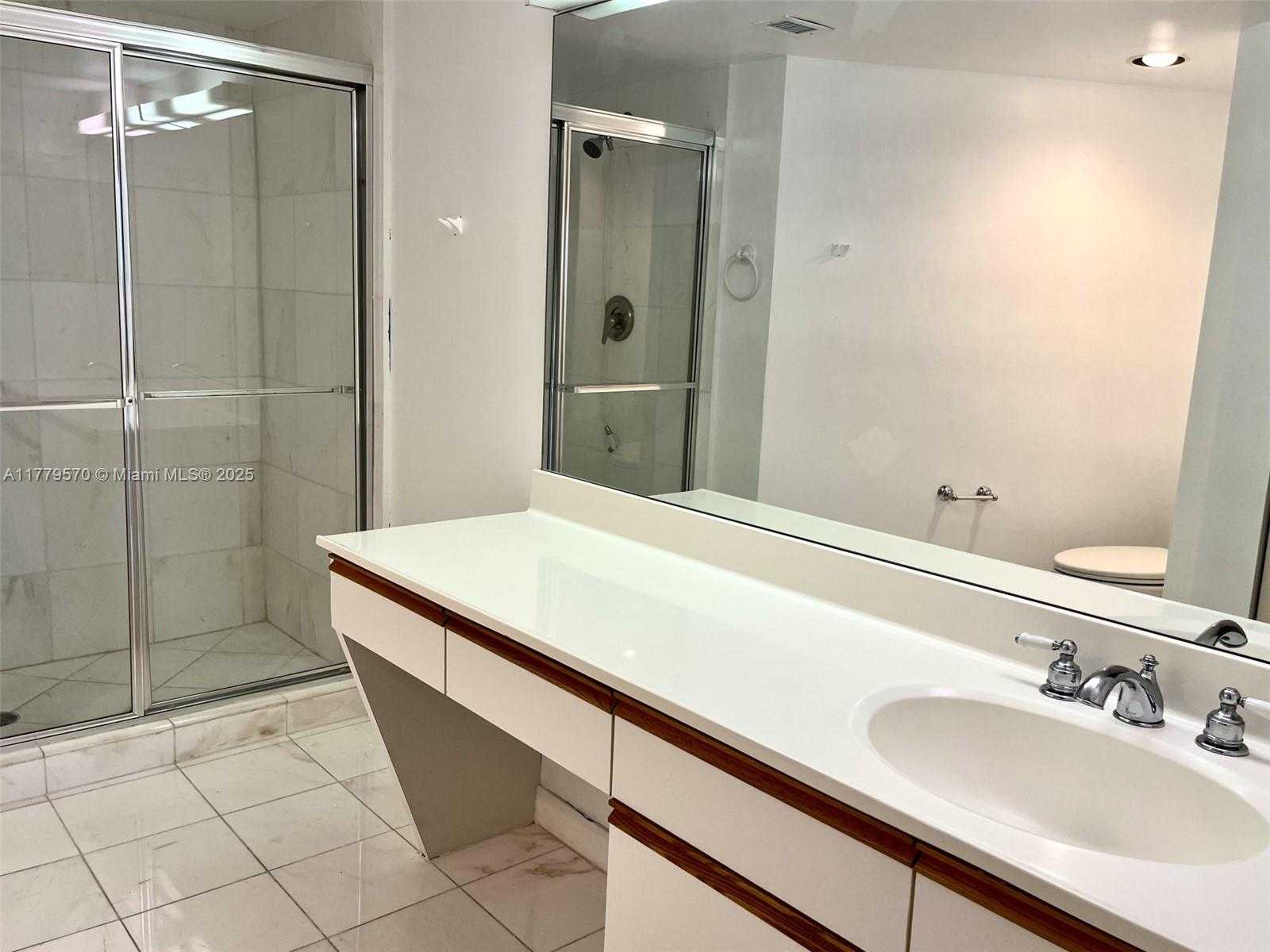 Small Image of 3530 MYSTIC POINTE DR #3004, Aventura Number 11