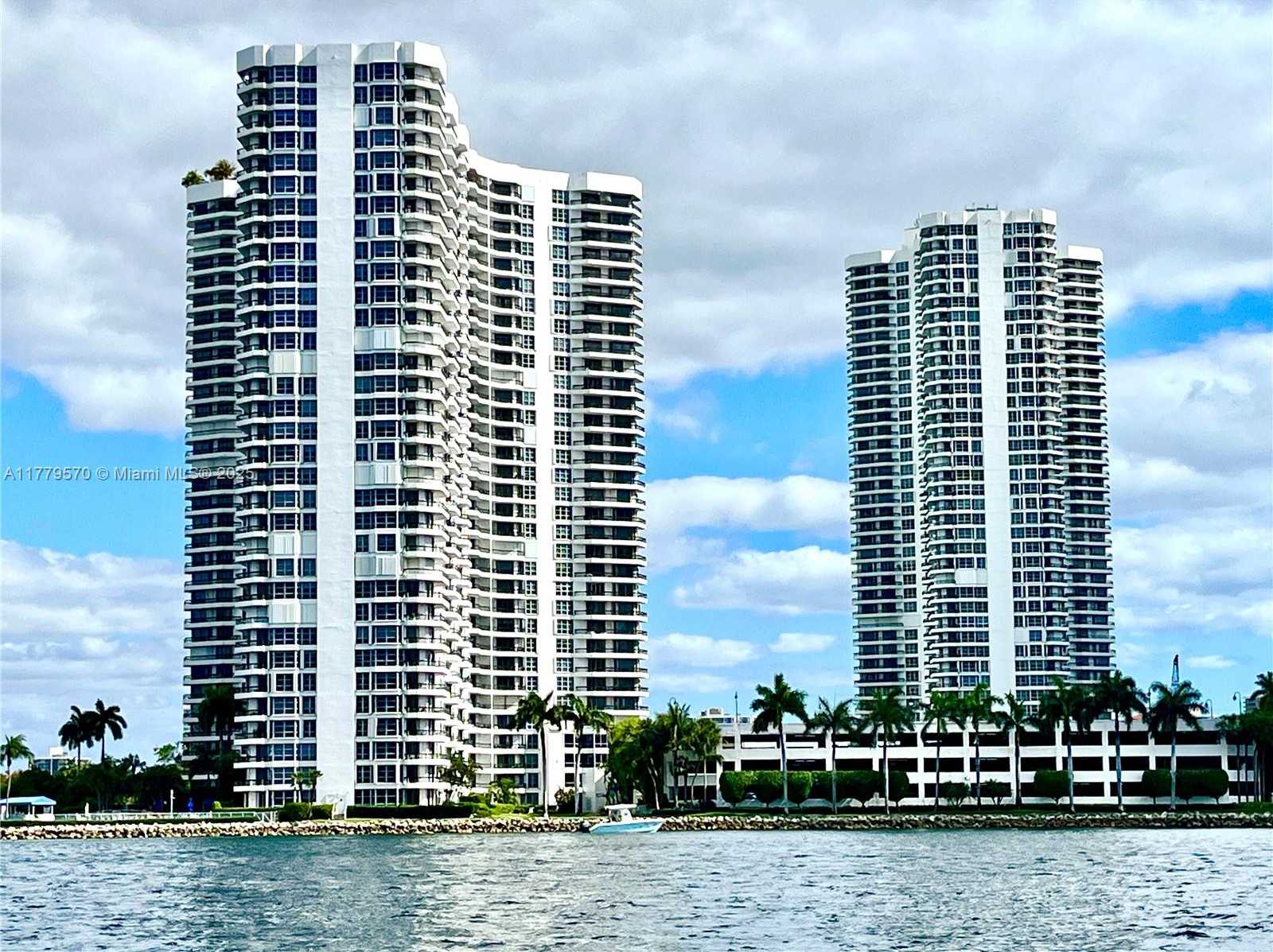Small Image of 3530 MYSTIC POINTE DR #3004, Aventura Number 15