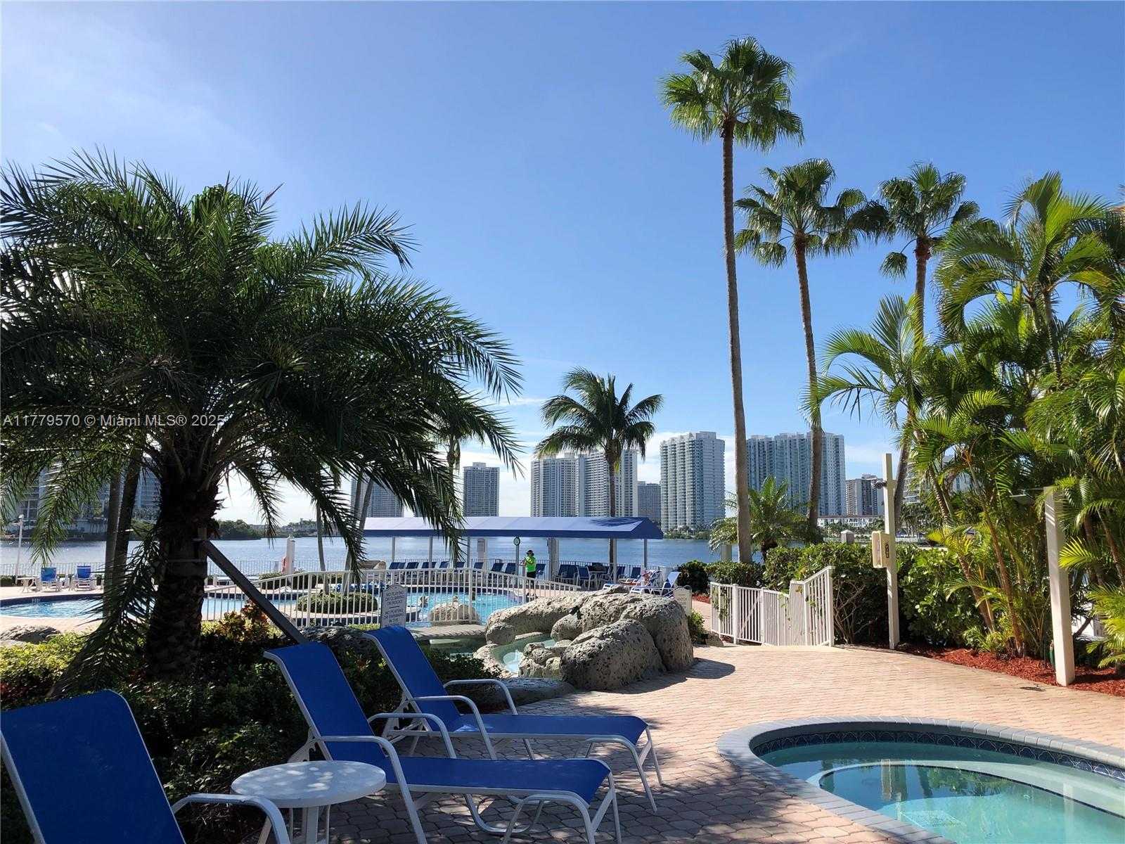 Small Image of 3530 MYSTIC POINTE DR #3004, Aventura Number 29