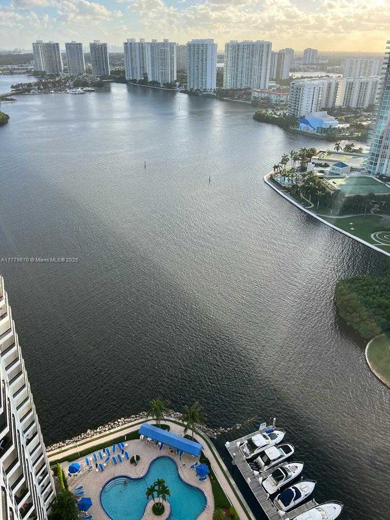 Small Image of 3530 MYSTIC POINTE DR #3004, Aventura Number 37