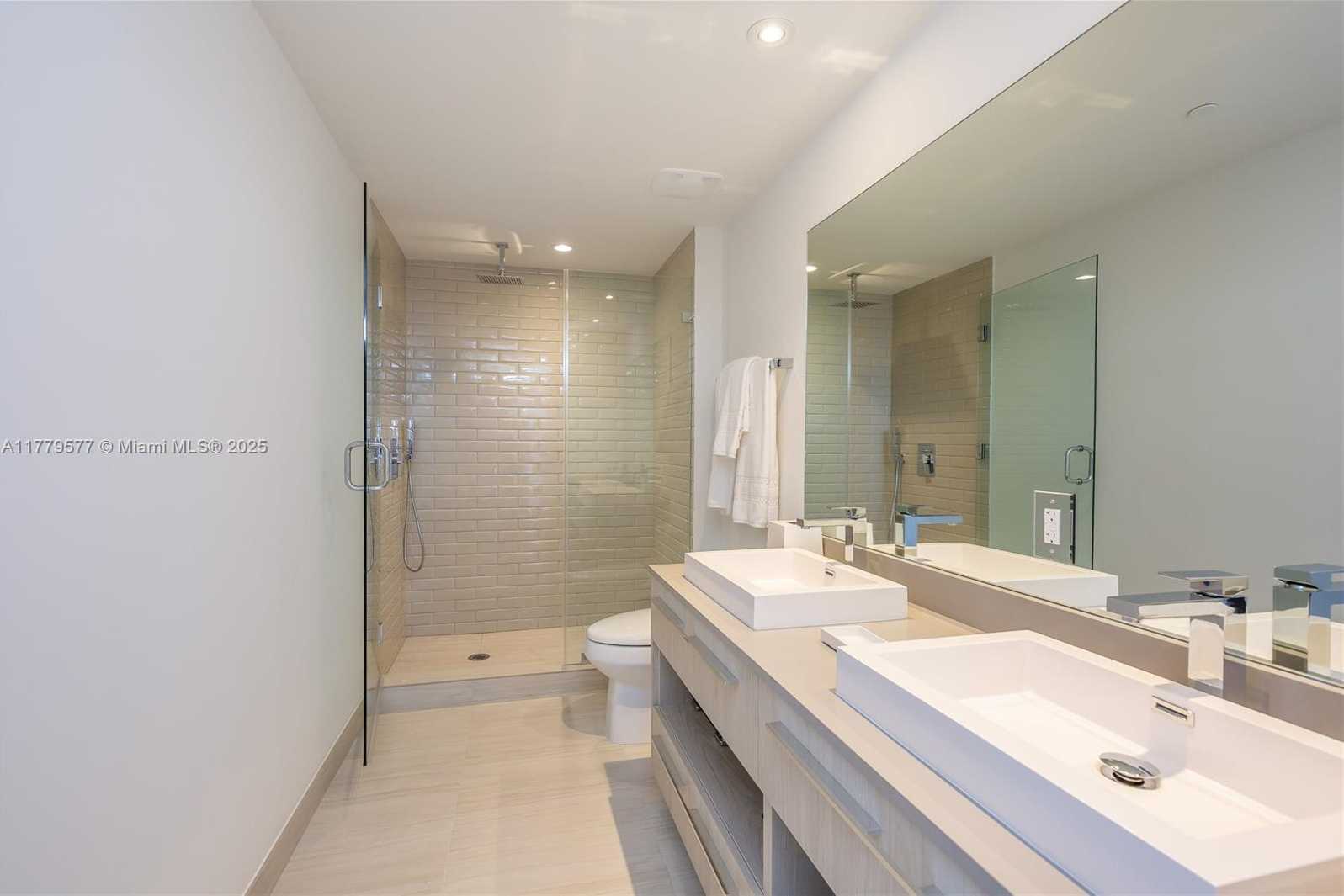 Small Image of 4010 SOUTH OCEAN DR #R2204, Hollywood Number 13