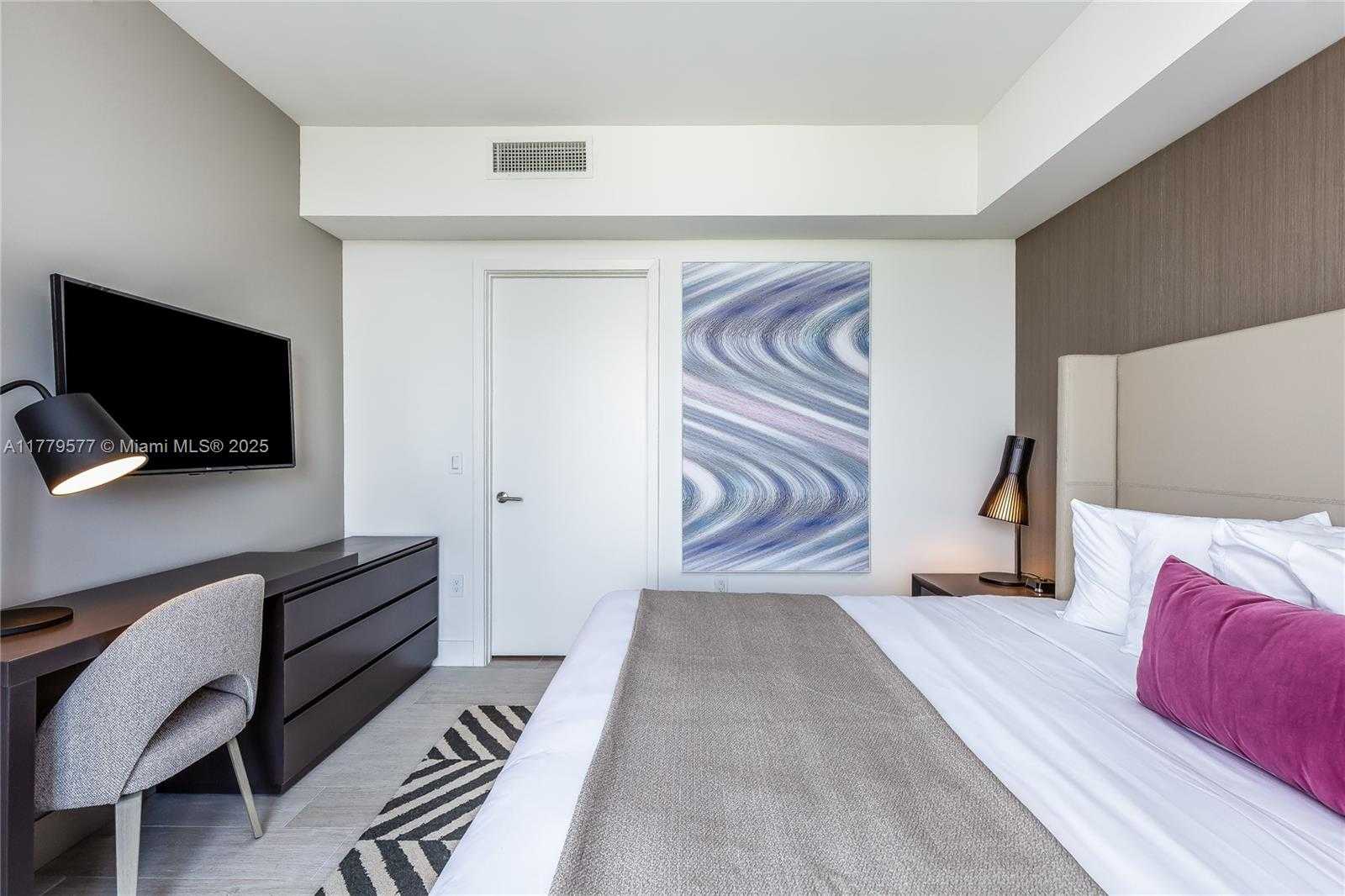 Small Image of 4010 SOUTH OCEAN DR #R2204, Hollywood Number 15