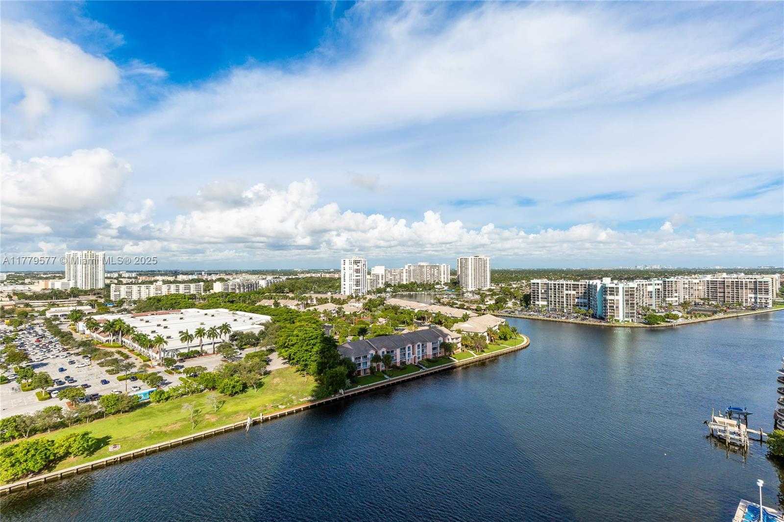 Small Image of 4010 SOUTH OCEAN DR #R2204, Hollywood Number 5