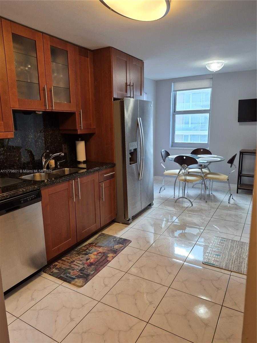 Small Image of 1912 SOUTH OCEAN DR #17C, Hallandale Beach Number 18